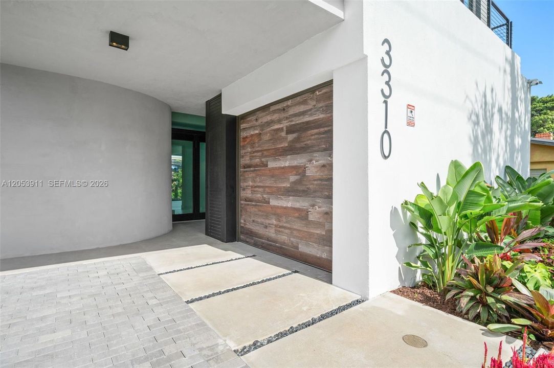En Venta: $2,990,000 (4 camas, 4 baños, 2643 Pies cuadrados)