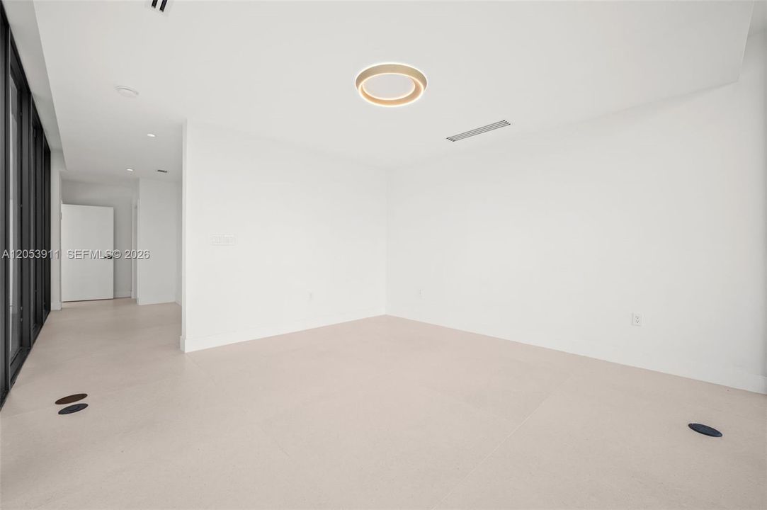 En Venta: $2,990,000 (4 camas, 4 baños, 2643 Pies cuadrados)