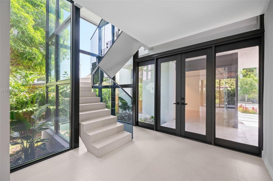 En Venta: $2,990,000 (4 camas, 4 baños, 2643 Pies cuadrados)