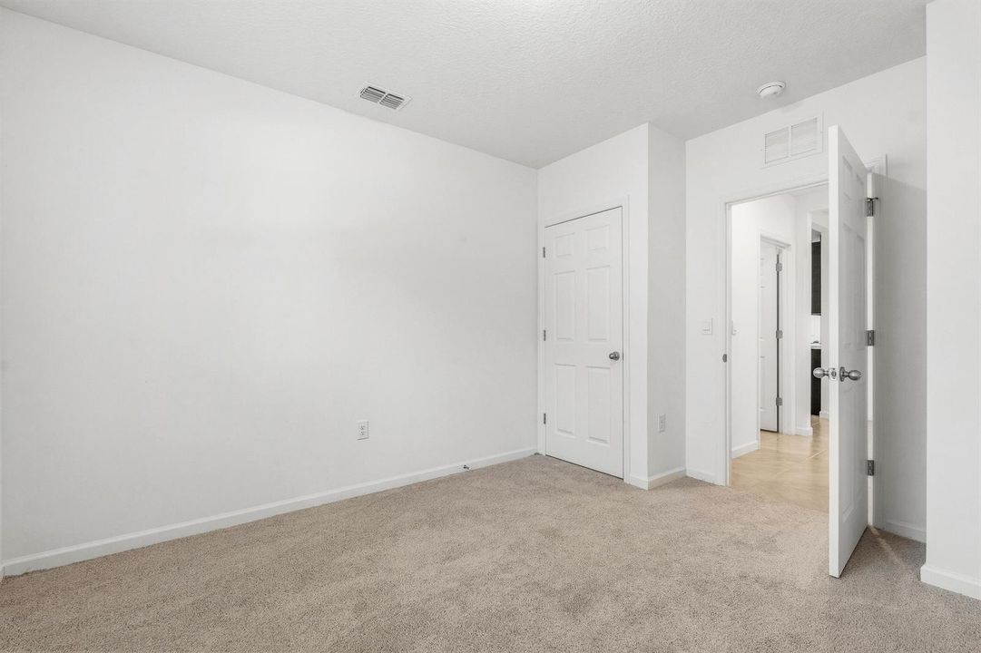 2670 RAMSDALE DR SE-33_24
