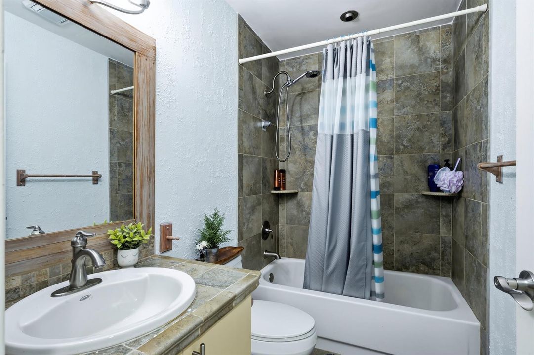 Guest suite bathroom