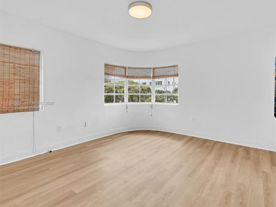 В аренду: $2,395 (1 спален, 1 ванн, 550 Квадратных фут)