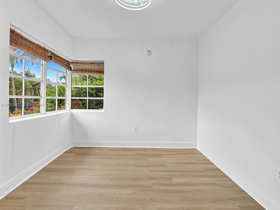 В аренду: $2,395 (1 спален, 1 ванн, 550 Квадратных фут)