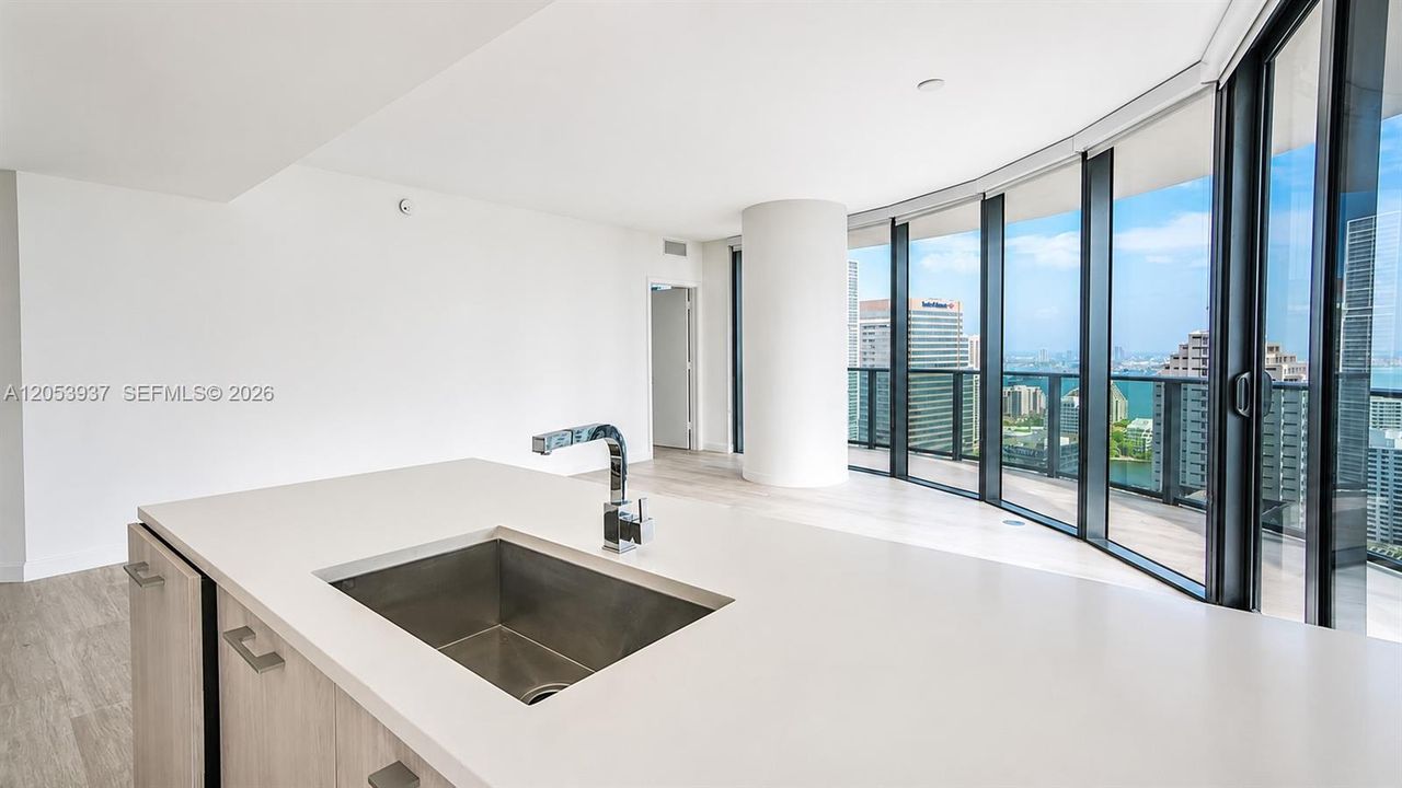 For Rent: $6,600 (2 beds, 2 baths, 1121 Square Feet)