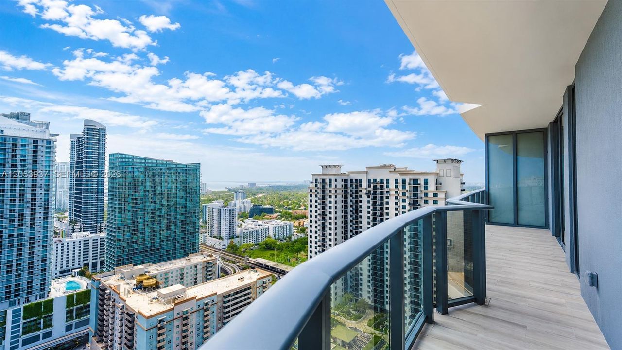 For Rent: $6,600 (2 beds, 2 baths, 1121 Square Feet)