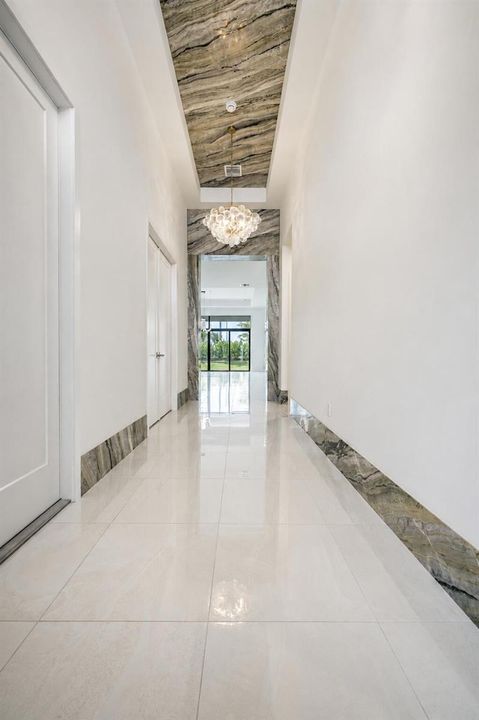 9597 Regal Palm Ct_37
