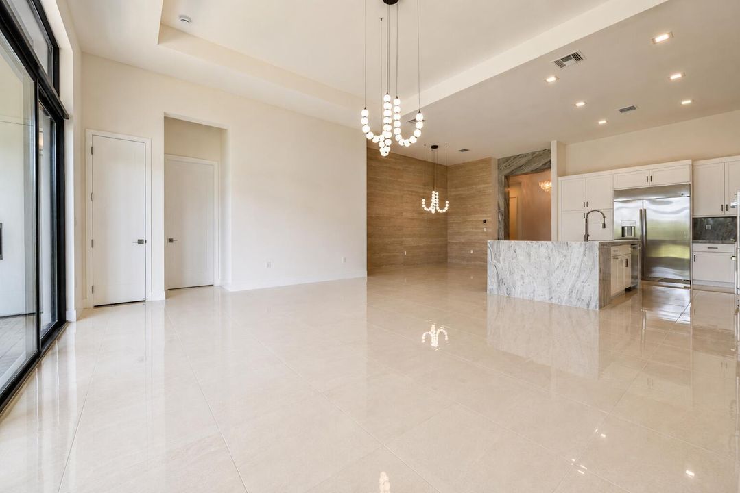 9597 Regal Palm Ct_15