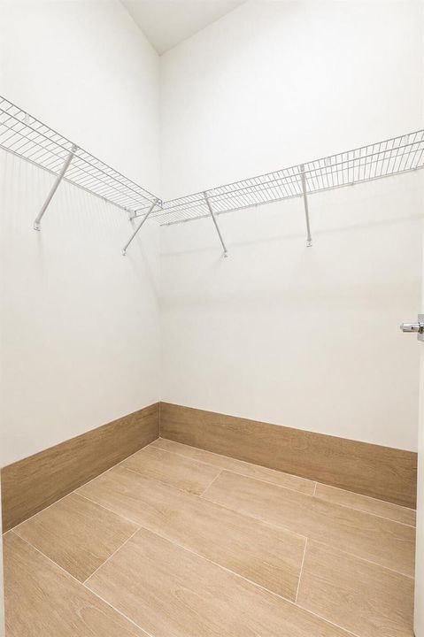 9597 Regal Palm Ct_28