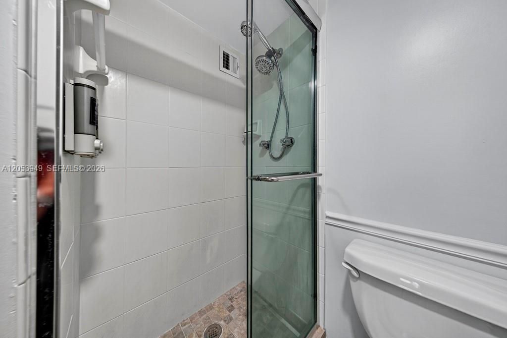 В аренду: $3,500 (2 спален, 2 ванн, 800 Квадратных фут)