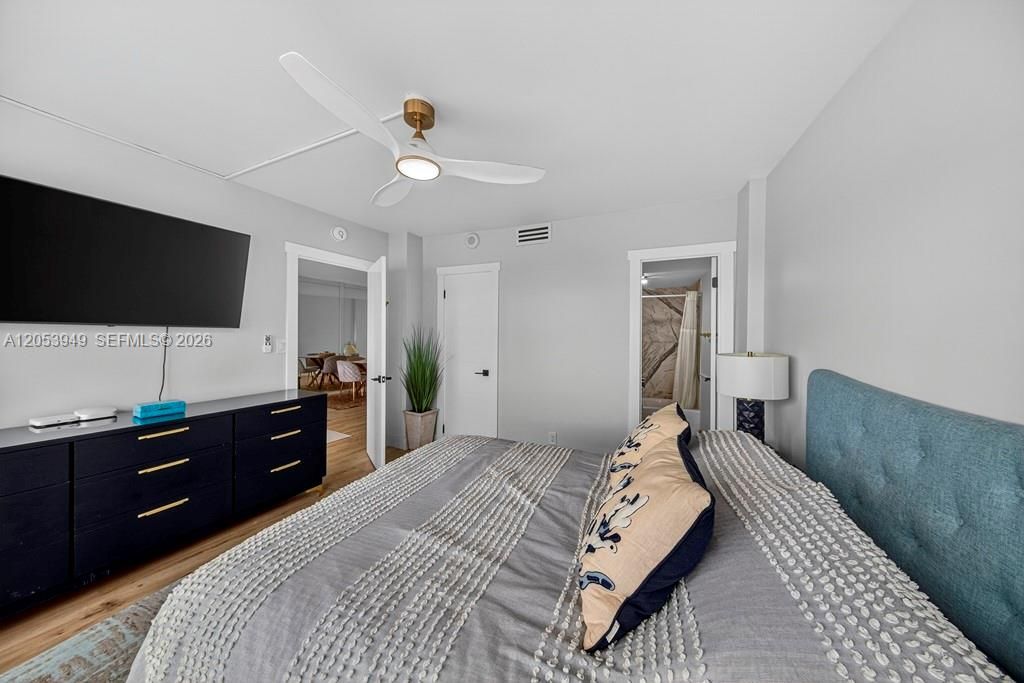 В аренду: $3,500 (2 спален, 2 ванн, 800 Квадратных фут)