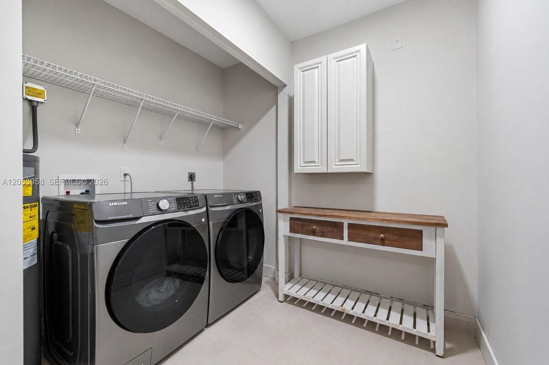 For Sale: $650,000 (4 beds, 2 baths, 2028 Square Feet)