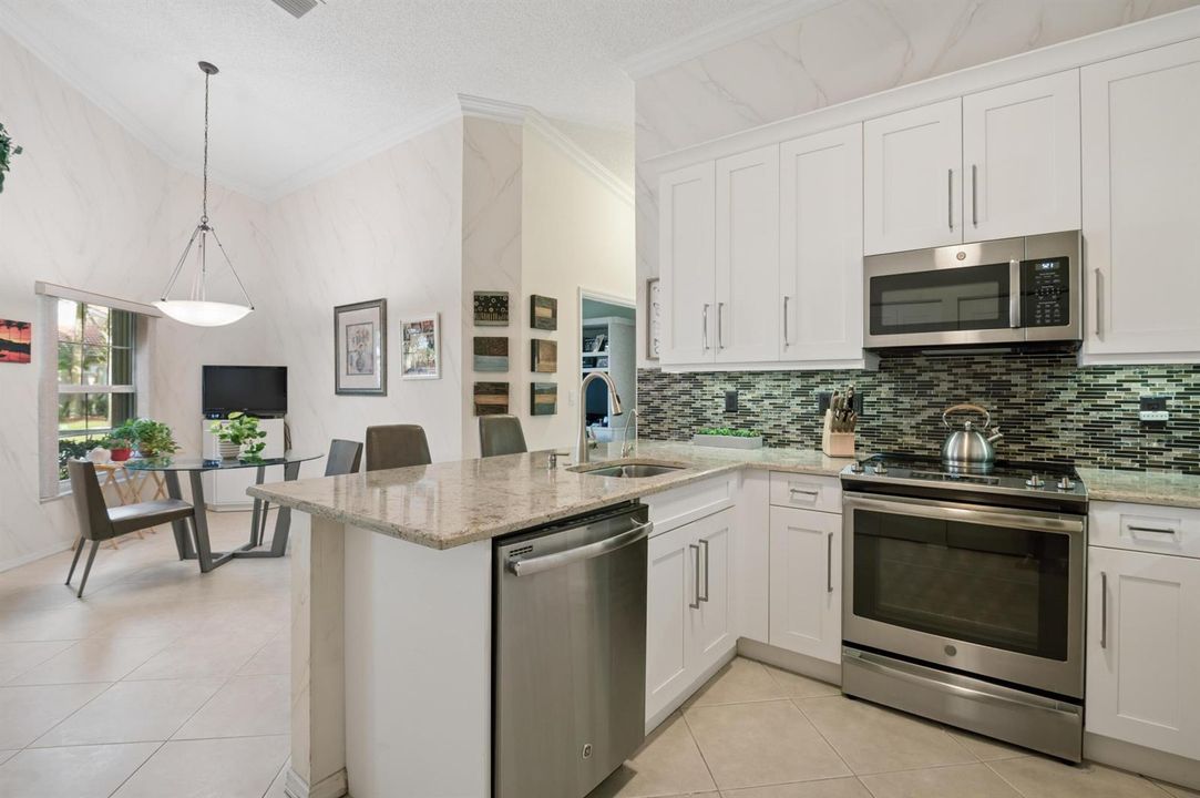 Jitchen With Quartzite Counters