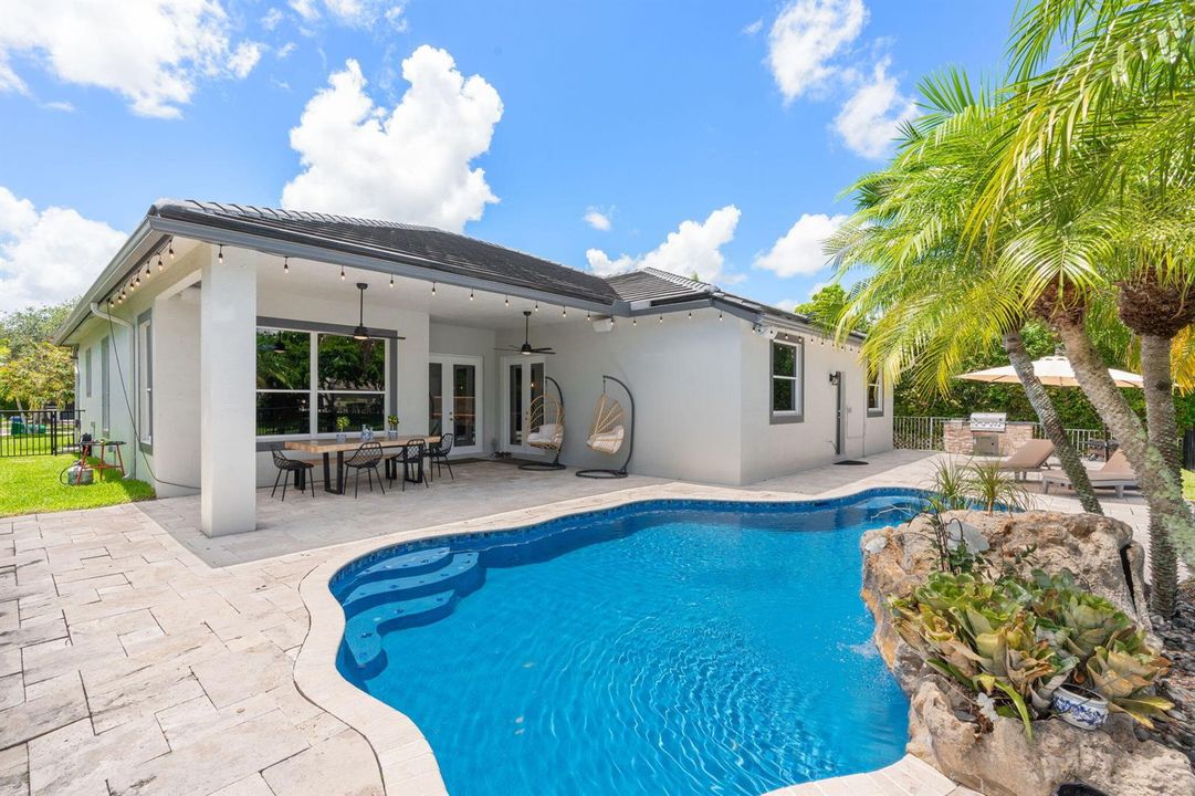 54-web-or-mls-5617 NW 106th Way Coral Sp