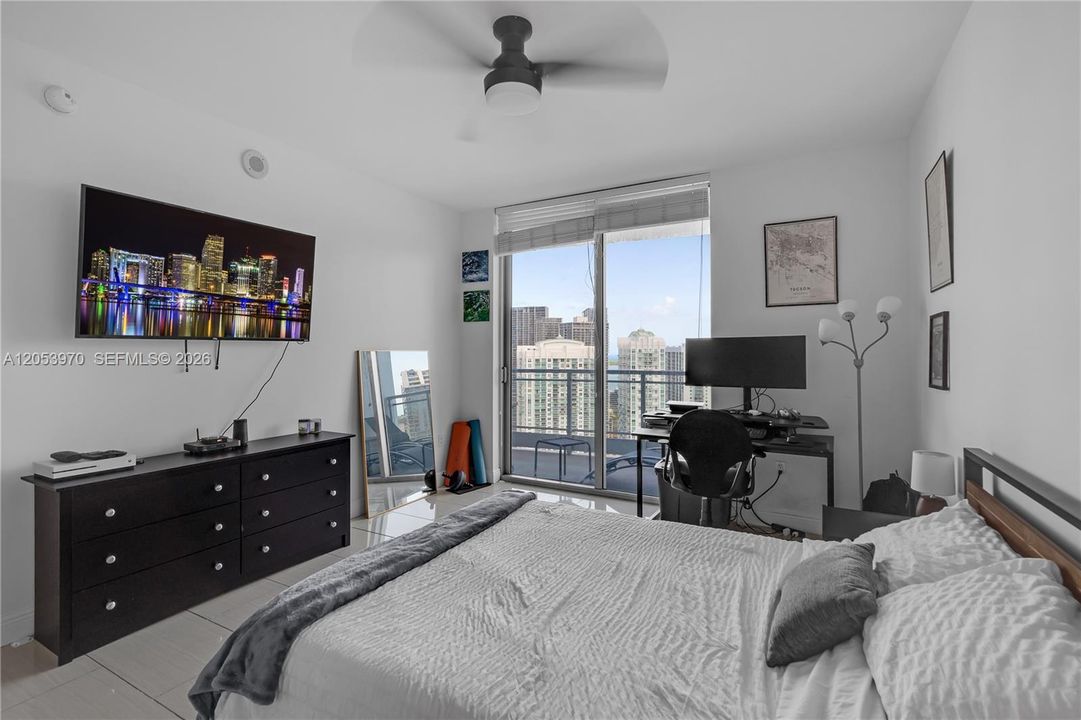 For Rent: $3,900 (2 beds, 2 baths, 1114 Square Feet)