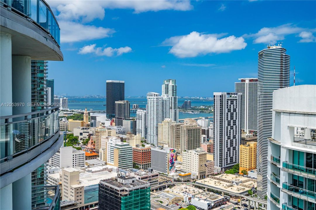 For Rent: $3,900 (2 beds, 2 baths, 1114 Square Feet)