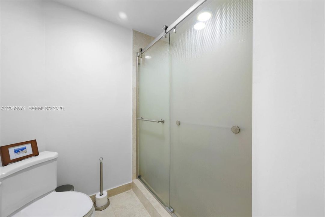 For Sale: $469,000 (2 beds, 2 baths, 1610 Square Feet)