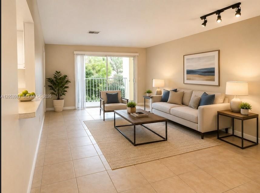 For Rent: $2,400 (3 beds, 2 baths, 1120 Square Feet)