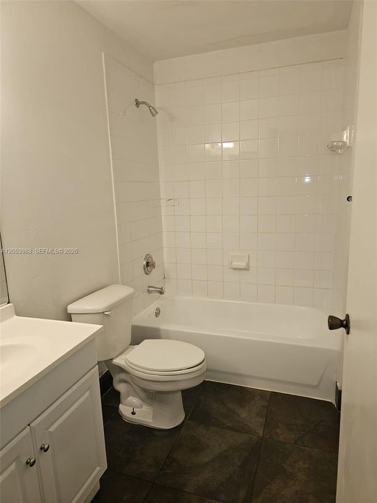 В аренду: $2,400 (3 спален, 2 ванн, 1120 Квадратных фут)