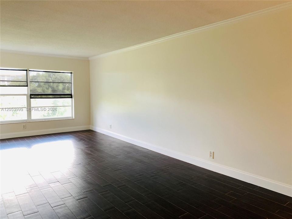 В аренду: $1,800 (1 спален, 1 ванн, 914 Квадратных фут)