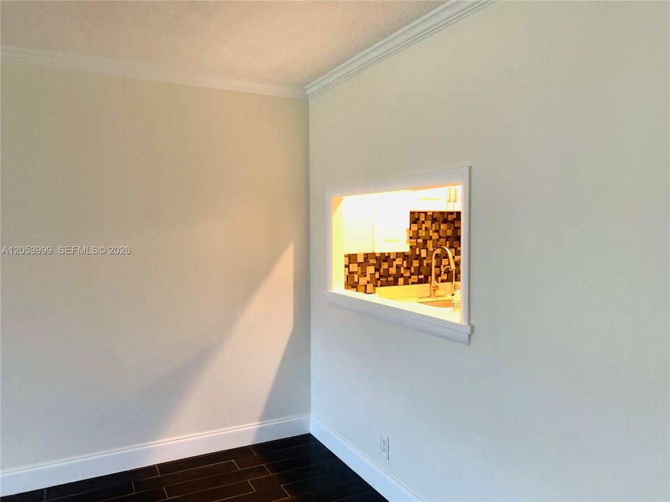 В аренду: $1,800 (1 спален, 1 ванн, 914 Квадратных фут)