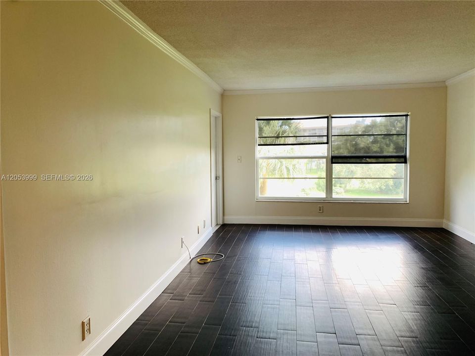 В аренду: $1,800 (1 спален, 1 ванн, 914 Квадратных фут)