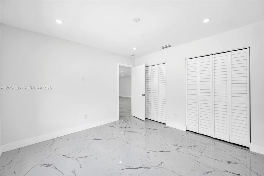 В аренду: $5,500 (4 спален, 2 ванн, 2096 Квадратных фут)