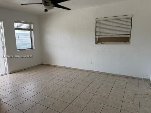 For Rent: $1,500 (1 beds, 1 baths, 600 Square Feet)
