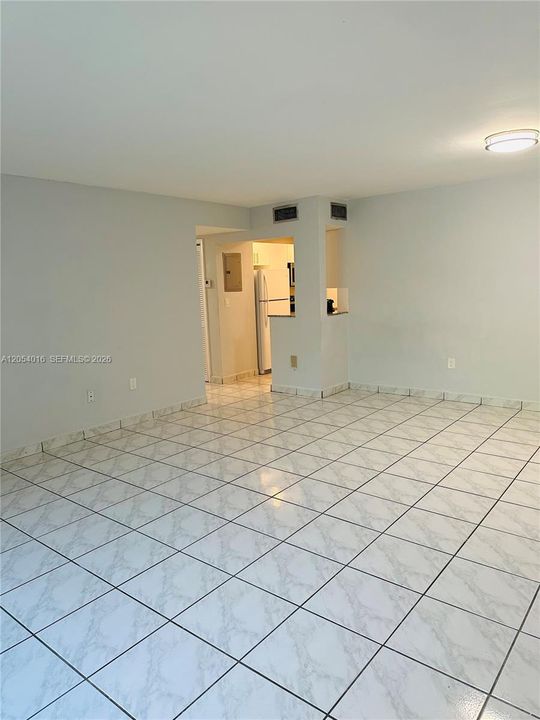В аренду: $2,600 (2 спален, 2 ванн, 1092 Квадратных фут)