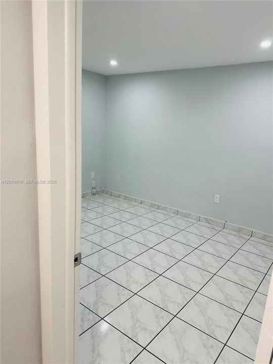 В аренду: $2,600 (2 спален, 2 ванн, 1092 Квадратных фут)