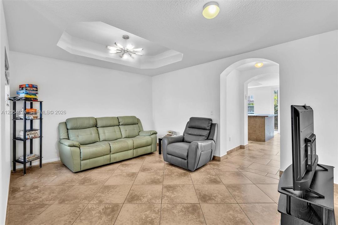 En Renta: $2,900 (3 camas, 2 baños, 1615 Pies cuadrados)