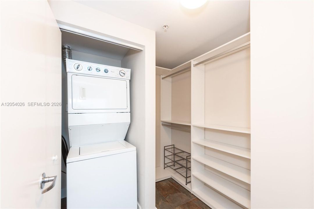 В аренду: $2,950 (1 спален, 1 ванн, 686 Квадратных фут)