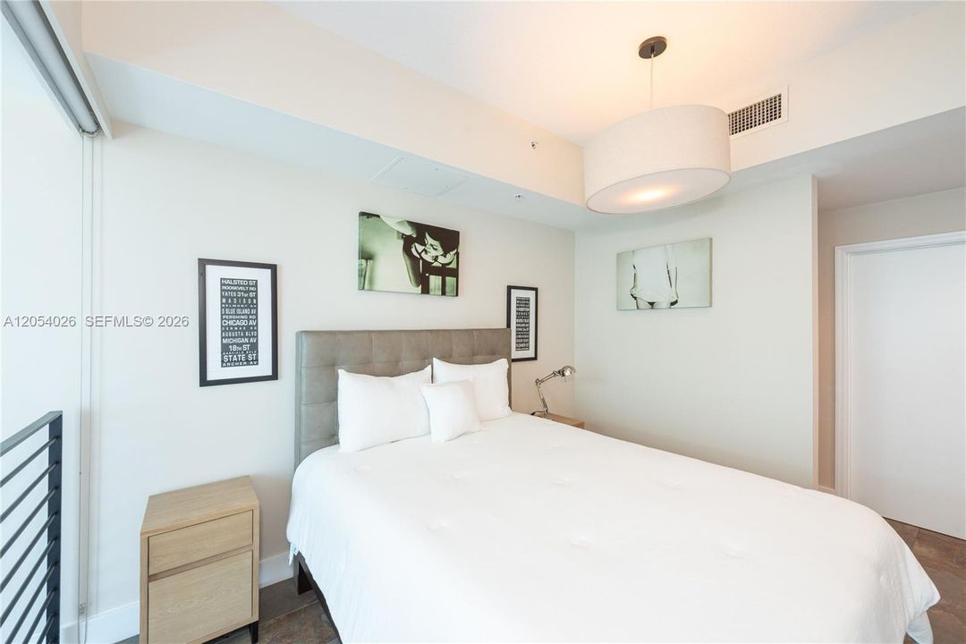 В аренду: $2,950 (1 спален, 1 ванн, 686 Квадратных фут)