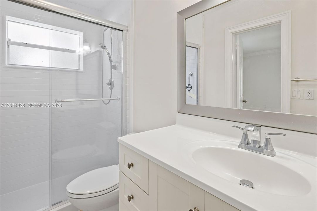 For Sale: $1,100,000 (4 beds, 2 baths, 1971 Square Feet)