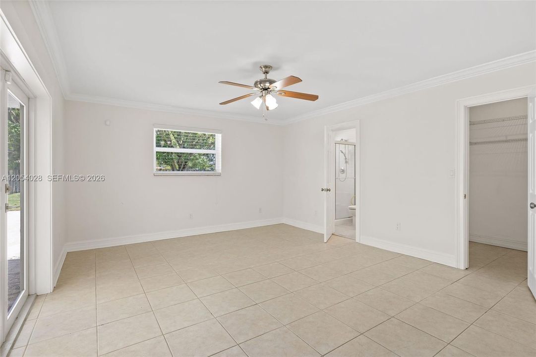 For Sale: $1,100,000 (4 beds, 2 baths, 1971 Square Feet)