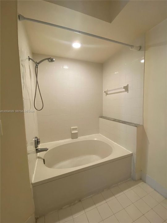 В аренду: $3,000 (2 спален, 2 ванн, 1191 Квадратных фут)