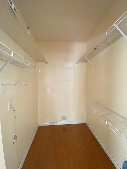 В аренду: $3,000 (2 спален, 2 ванн, 1191 Квадратных фут)