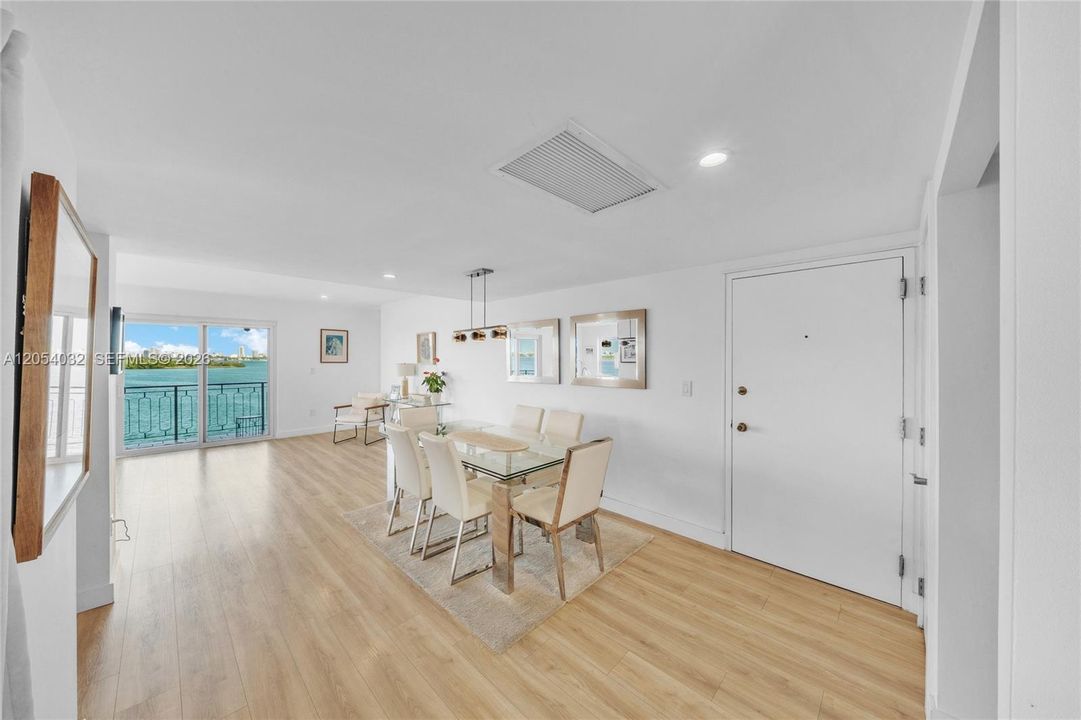 For Rent: $3,800 (2 beds, 2 baths, 1408 Square Feet)