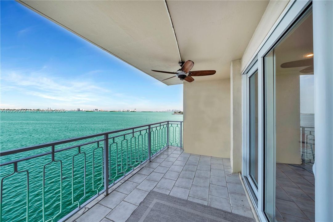 For Rent: $3,800 (2 beds, 2 baths, 1408 Square Feet)