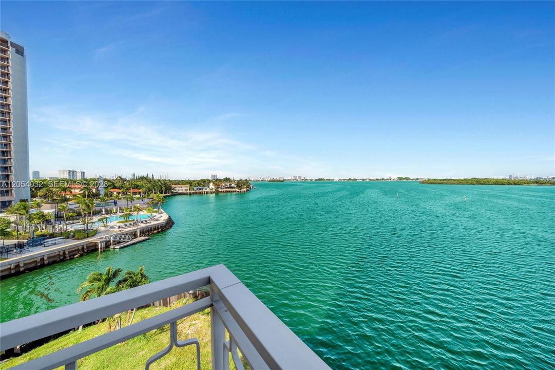 For Rent: $3,800 (2 beds, 2 baths, 1408 Square Feet)