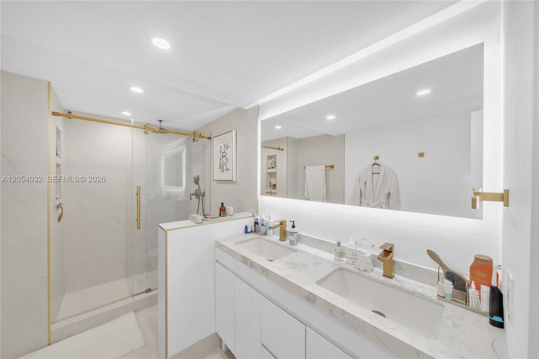 For Rent: $3,800 (2 beds, 2 baths, 1408 Square Feet)