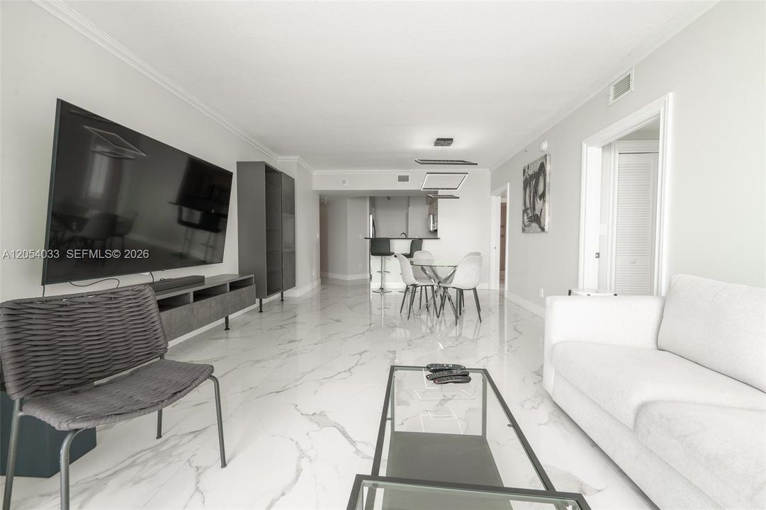 For Rent: $5,500 (3 beds, 2 baths, 1416 Square Feet)