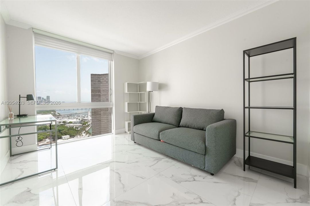 For Rent: $5,500 (3 beds, 2 baths, 1416 Square Feet)