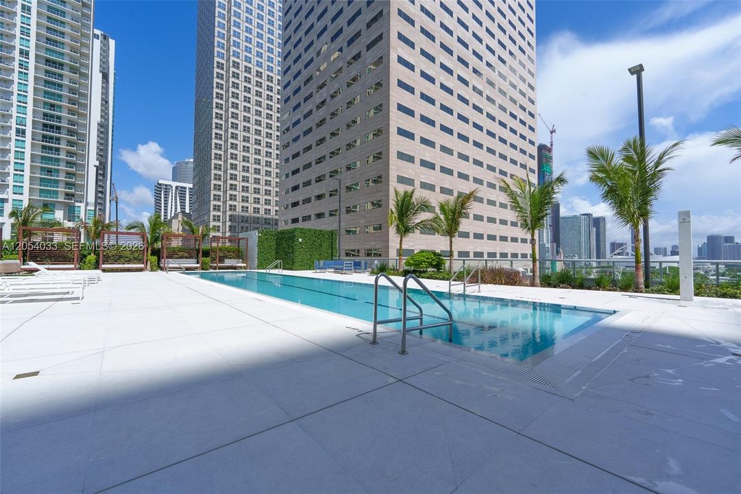 For Rent: $5,500 (3 beds, 2 baths, 1416 Square Feet)