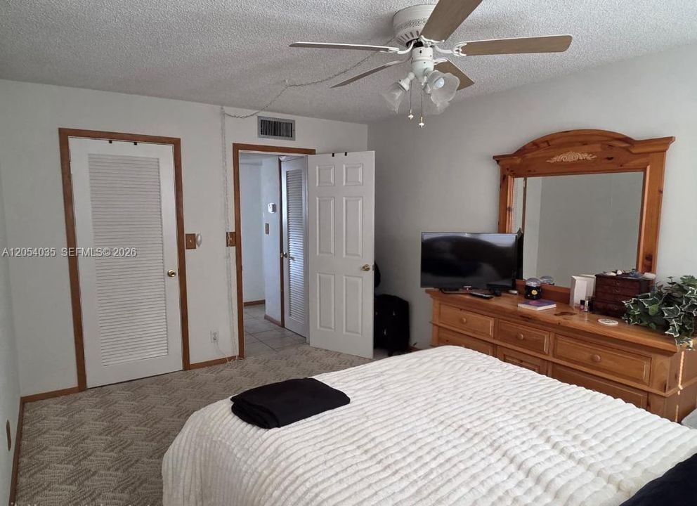 For Sale: $69,900 (1 beds, 1 baths, 620 Square Feet)