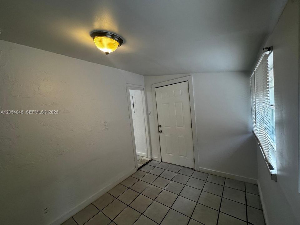 For Rent: $2,150 (2 beds, 2 baths, 784 Square Feet)
