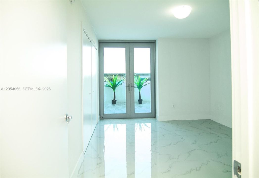 For Rent: $4,750 (2 beds, 2 baths, 1260 Square Feet)