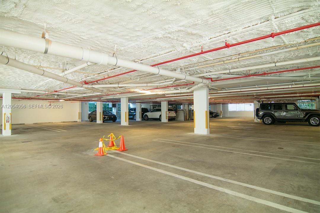 For Rent: $4,750 (2 beds, 2 baths, 1260 Square Feet)
