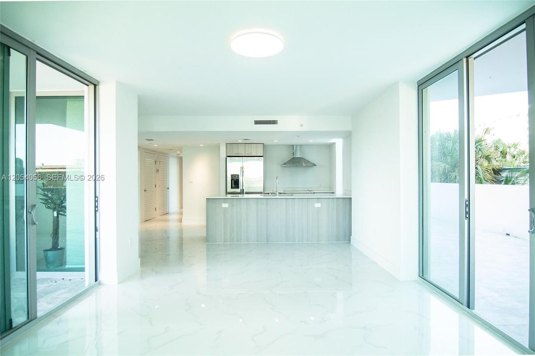 For Rent: $4,750 (2 beds, 2 baths, 1260 Square Feet)