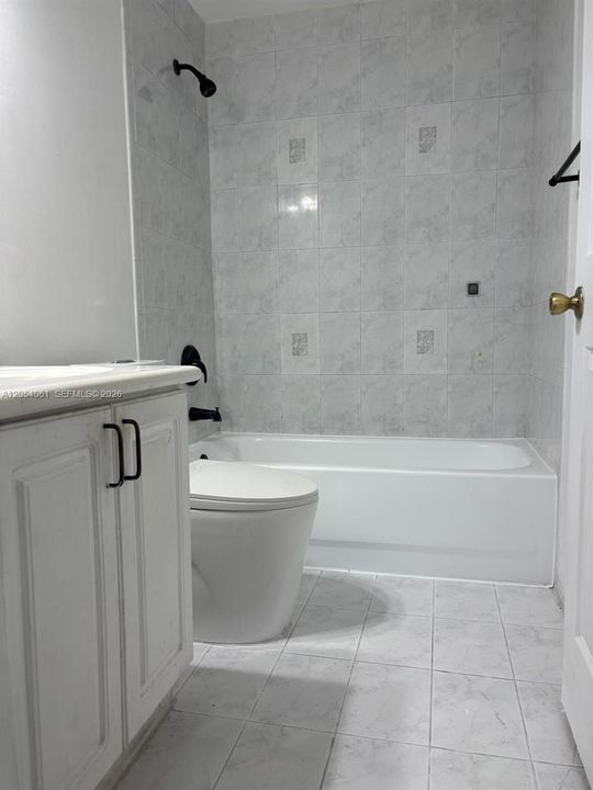 En Venta: $429,000 (3 camas, 2 baños, 1260 Pies cuadrados)