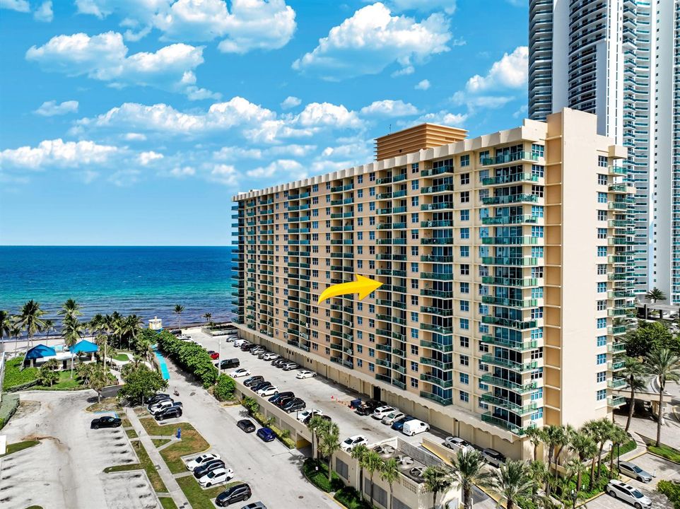 The Wave Condo